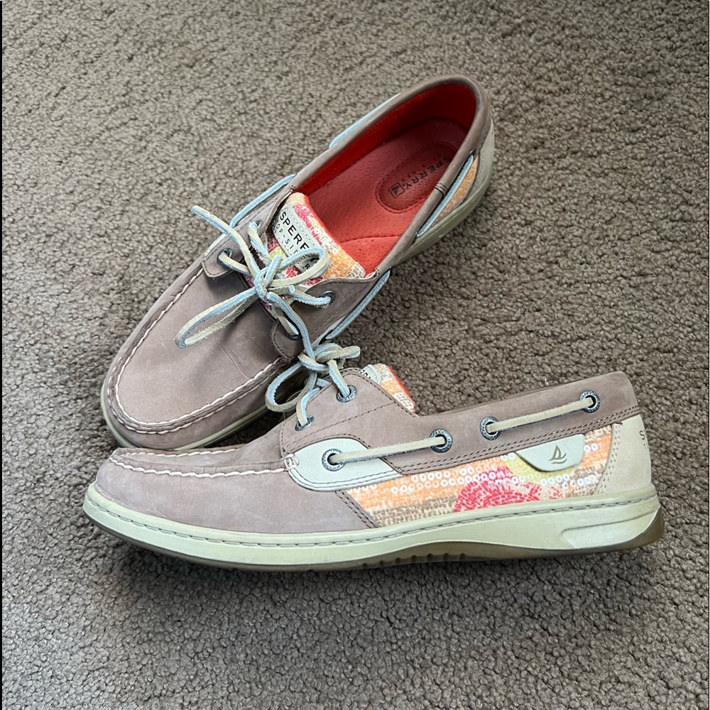 Leather Sperry Boat Shoes - size 9